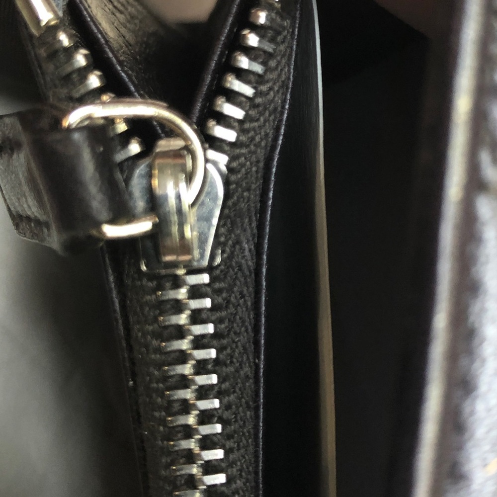 Christian Dior Wallet - Picture 4 of 5